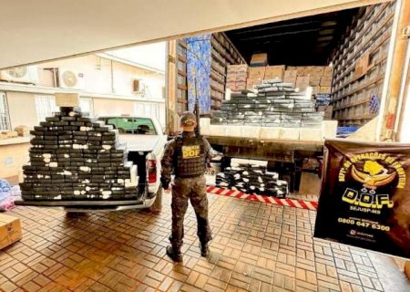 Trio &eacute; flagrado com 267 quilos de coca&iacute;na pura e tem pris&atilde;o decretada