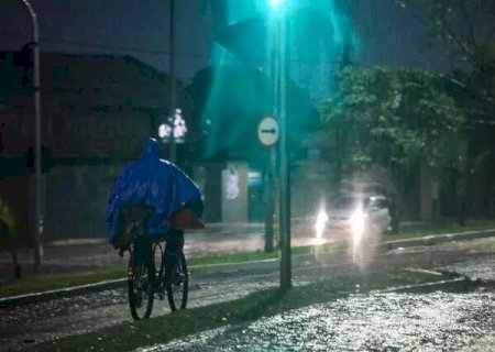 Chuvada foi insuficiente para vencer calor de MS, diz meteorologista
