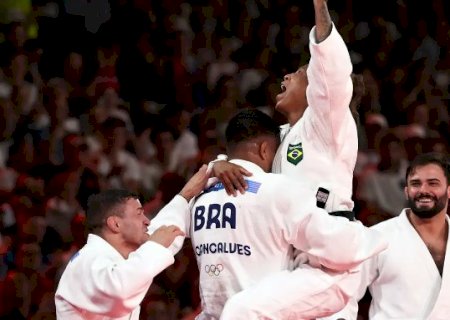 Jud&ocirc; brasileiro domina Sele&ccedil;&atilde;o dos EUA no primeiro desafio ap&oacute;s Paris