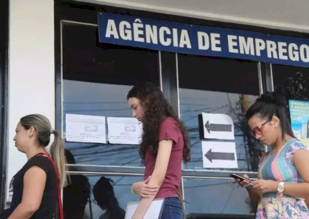 Balc&atilde;o de empregos tem 1.045 vagas para pessoas sem experi&ecirc;ncia profissional