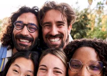 Seis motivos para sorrirmos mais em 2025
