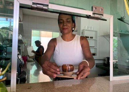 G&ecirc; quer levar alegria do Z&eacute; Pereira para caf&eacute; com plantas no Centro
