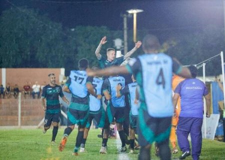 Pantanal assume lideran&ccedil;a do estadual ao vencer Naviraiense por 3 a 0
