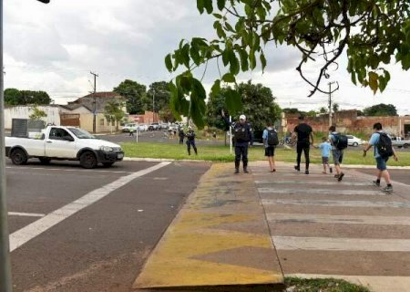 Projeto Escola Segura quer reduzir acidentes no trajeto de casa ao col&eacute;gio