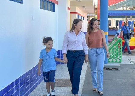 Na volta &agrave;s aulas, prefeita defende proibi&ccedil;&atilde;o de celulares no ambiente escolar