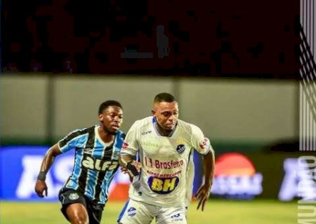 Gr&ecirc;mio consegue empate no fim e passa nos p&ecirc;naltis &agrave; 2&ordf; fase da Copa do Brasil