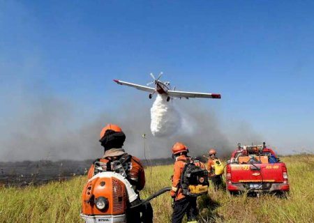 Governo refor&ccedil;a combate a&eacute;reo ao fogo construindo pistas no Pantanal