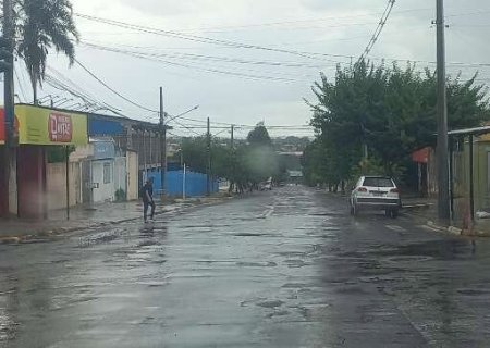 Bairros da Capital registram chuva neste in&iacute;cio de tarde