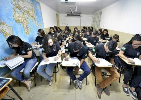 Instituto abre inscri&ccedil;&otilde;es para cursinho pr&eacute;-Enem gratuito na Capital