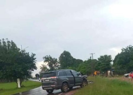 Dois homens morrem ap&oacute;s colis&atilde;o frontal em Sanga Puit&atilde;