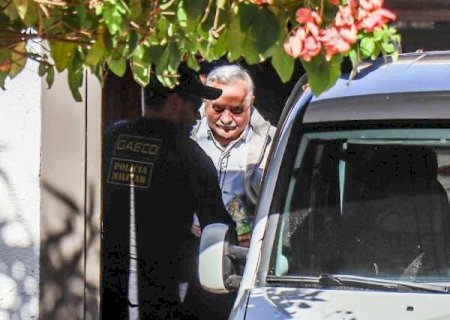 Juiz come&ccedil;a a ouvir testemunhas no processo contra Cez&aacute;rio e ex-grupo da FFMS