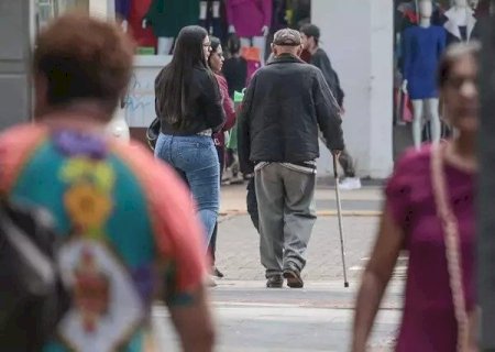 Falta de estudos &eacute; principal fator de risco para dem&ecirc;ncia, aponta pesquisa