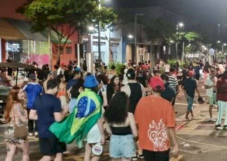 Com 12 mil foli&otilde;es, 3&ordf; noite de Carnaval &eacute; &ldquo;tranquila e sem ocorr&ecirc;ncias&rdquo;