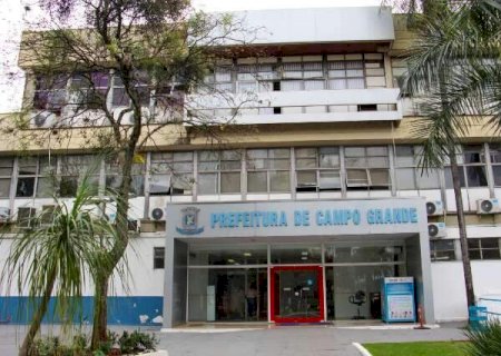 Prefeitura diz que cortes n&atilde;o impactam servi&ccedil;os, mas servidores falam em lota&ccedil;&atilde;o