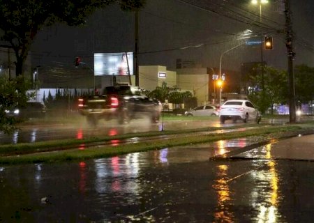 Volume de chuva em fevereiro varia at&eacute; 145% entre bairros da Capital