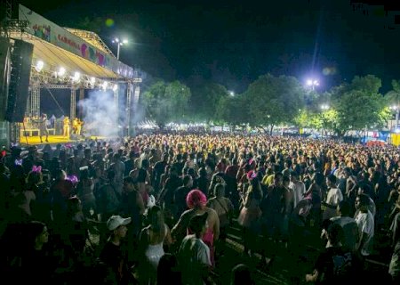Com 7 mil turistas, Carnaval de Corumb&aacute; movimentou R$ 14,7 milh&otilde;es