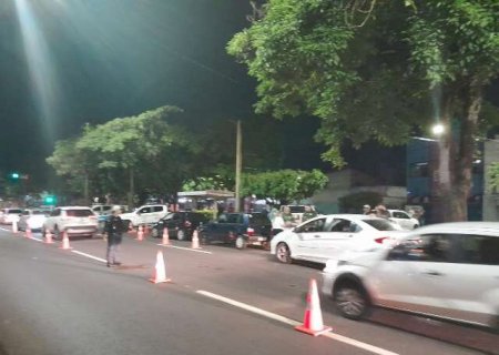 Primeiro dia de Opera&ccedil;&atilde;o Lei Seca tem 101 pessoas embriagadas no volante