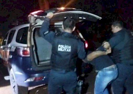 Lutador confessa ter espancado homem at&eacute; a morte em ed&iacute;cula
