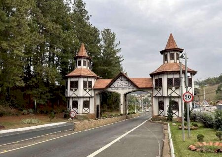 Destinos perfeitos para emendar a P&aacute;scoa e o Tiradentes