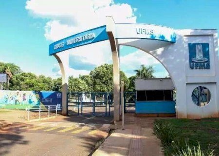 Denunciado por estupro, professor continuou dando aulas na UFMS por 9 anos