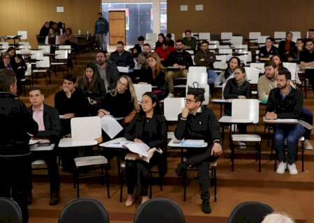 A Prefeitura de Dourados empossa 36 médicos