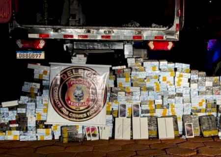 Polícia Federal apreende carga de celulares escondida em caminhão frigorífico na BR 163