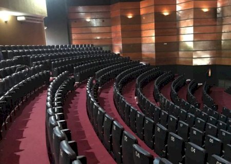 Prefeitura abre concorrência de R$ 10,4 milhões para reformar o Teatro Municipal