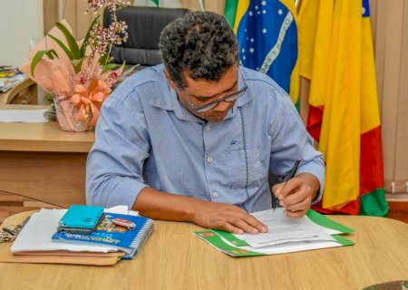 Reajuste de servidores de 5% gera debate após aumento de 26% no salário de prefeito