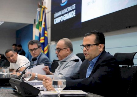 Prefeitura espera resolver falta de medicamentos até abril