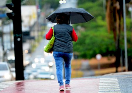 Frente fria derruba temperaturas e chuvas continuam até sexta-feira em MS