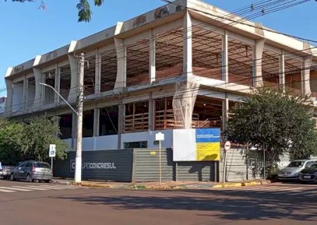 R$ 3,5 milhões depois, Câmara estuda novo gasto em prédio