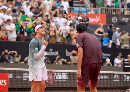 João Fonseca e Marcelo Melo garantem título de duplas do Rio Open