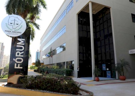 Banco é condenado a pagar R$ 10 mil após cobrar cliente por dívida já quitada