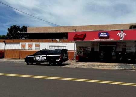 Conveniência tem açougue interditado e carne descartada em Campo Grande