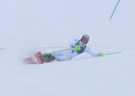 Lucas Pinheiro cai e é desclassificado da prova de Slalom