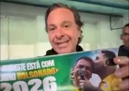 Lindbergh aciona TSE contra ex-ministro e Flávio Bolsonaro alegando propaganda antecipada