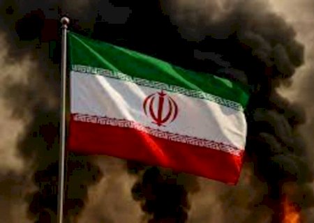 Filho de Ali Khamenei é nomeado novo líder do Irã, diz mídia estatal