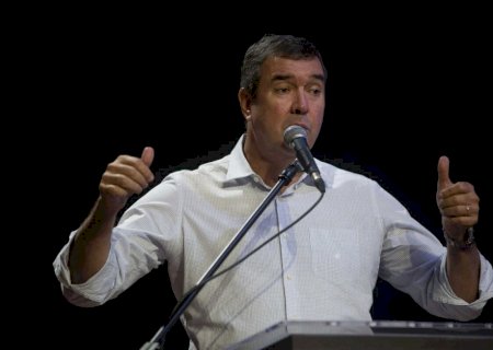MS firma acordo para levar energia trifásica para todos assentamentos até 2028