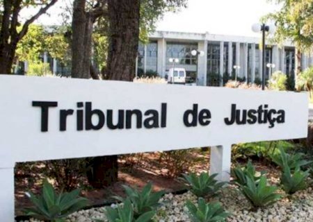 Judiciário de MS ignora decisões do Supremo e mantém supersalários
