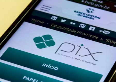Pix por aproximação completa um ano com baixa adesão
