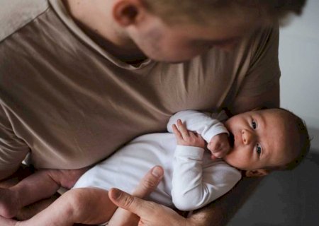 Licença-paternidade pode chegar a 20 dias no Brasil após aprovação