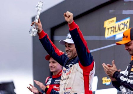 Pai e filho conquistam pódio na abertura da Copa Truck em Campo Grande