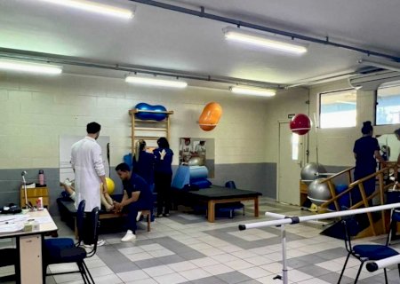 Faculdade oferece atendimento gratuito de fisioterapia e psicologia em Campo Grande