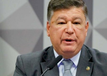 Presidente da CPMI do INSS defende repasse de emenda à Lagoinha e diz que continuará doando