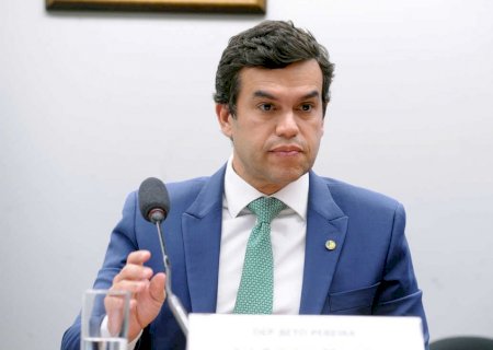 Deputado pede audiência pública para resolver impasse em criação de liga do futebol brasileiro
