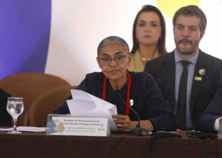 Marina Silva passa mal e é atendida durante evento da COP15