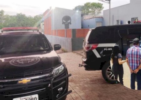Dez anos após matar a esposa, condenado por feminicídio é preso em MS
