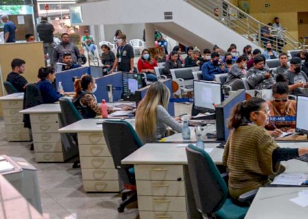 Justiça eleitoral faz 'mutirão' em finais de semana e feriado para regularizar títulos