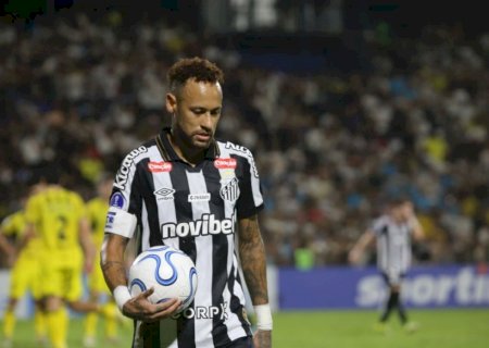 Com lesão confirmada, Neymar deve ficar fora da estreia do Brasil na Copa