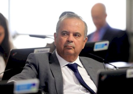 Oposição no Senado protocola PEC 6×1 alternativa à da Câmara